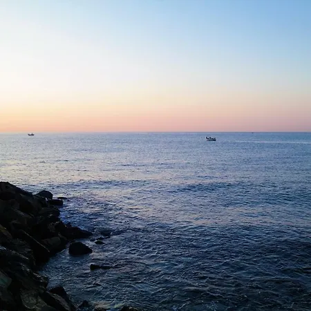 Prima Linea Centralissimo Sul Mare Lägenhet *
